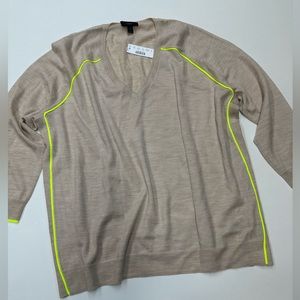 NWT J.crew Merino wool tipped side-panel V-neck  sweater size XL neo